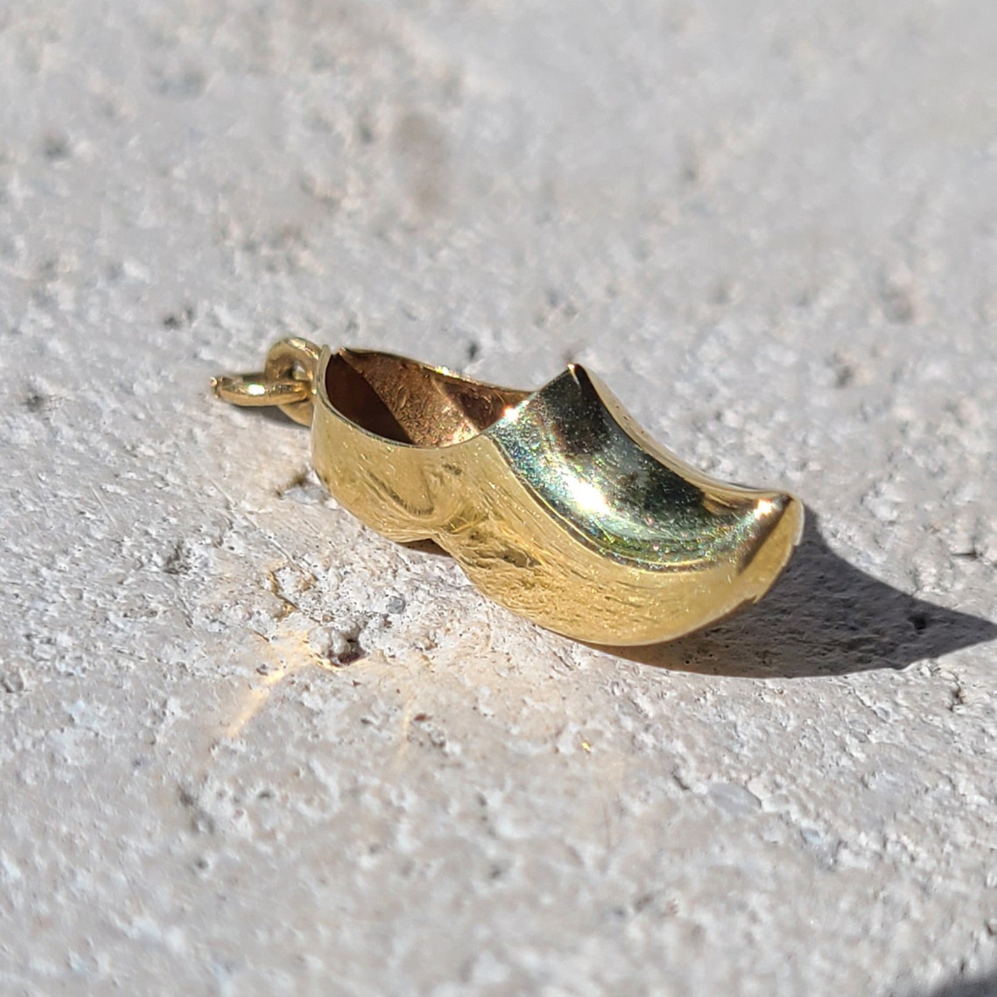 14k Dutch Clog Charm