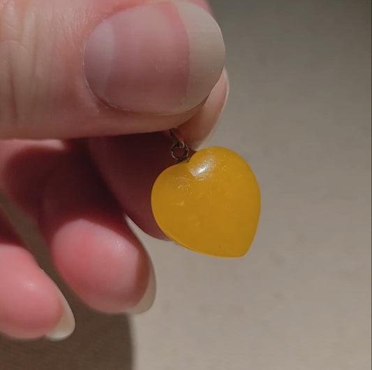 14k Yellow Jade Heat Pendant