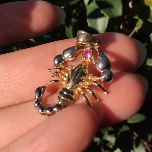 10k Scorpio Pendant